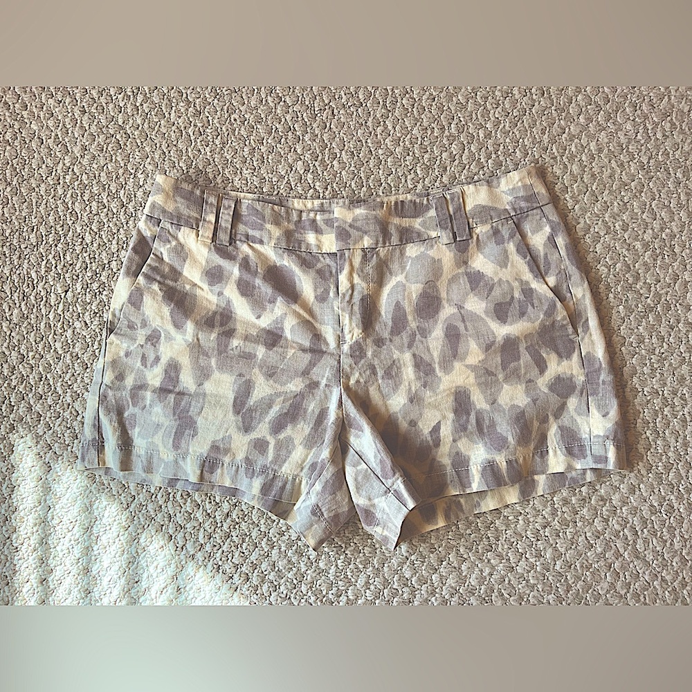 Ann Taylor LOFT printed cotton linen blend shorts